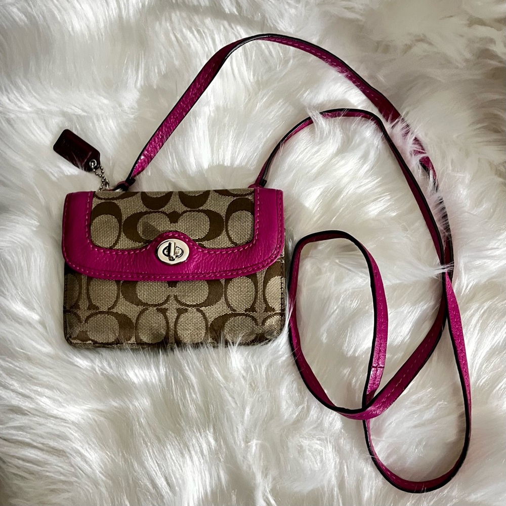 COACH Signature Crossbody Wallet Magenta - Picture 2 of 4
